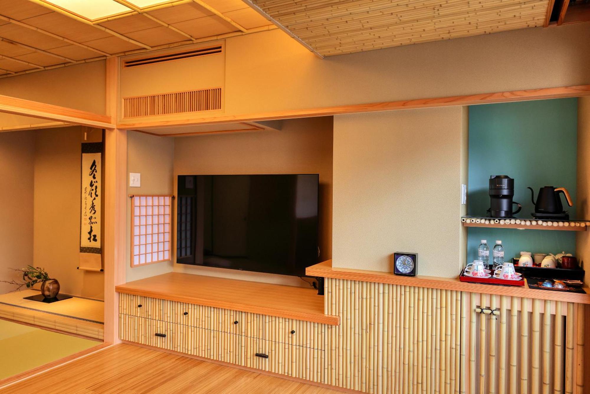 Hotel Honjin Hiranoya Kachoan Takayama  Esterno foto