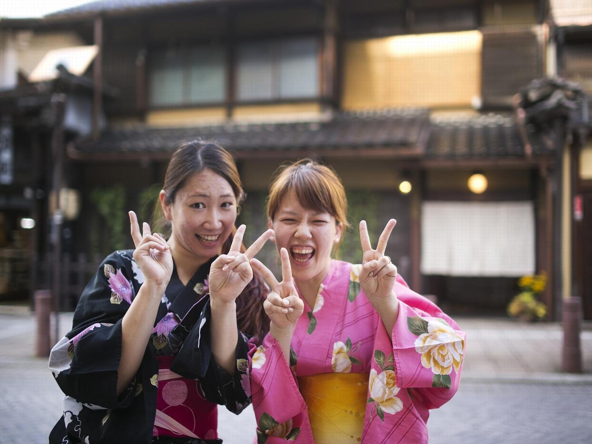 Hotel Honjin Hiranoya Kachoan Takayama  Esterno foto