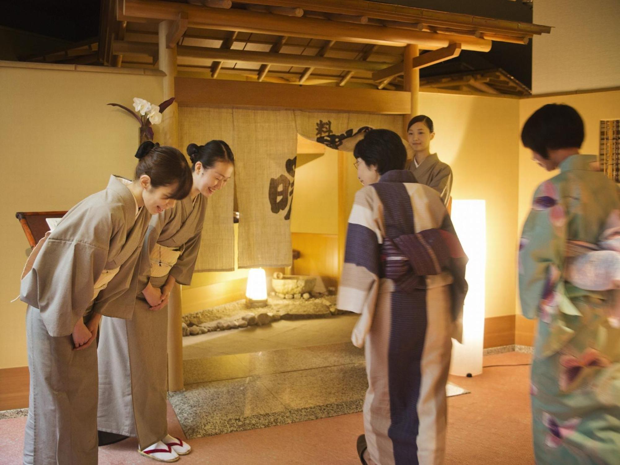 Hotel Honjin Hiranoya Kachoan Takayama  Esterno foto